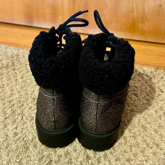 JustFab Jane Glitter Lace-Up Boot Women’s Size 9.5 Faux Fur Black - Picture 5 of 8